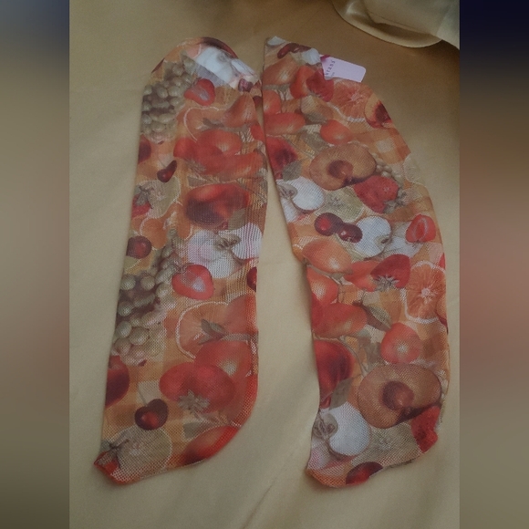 Uye Surana Fruit Socks - Picture 3 of 5